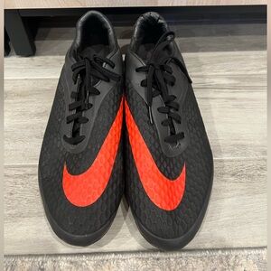 Nike hypervenom cleats